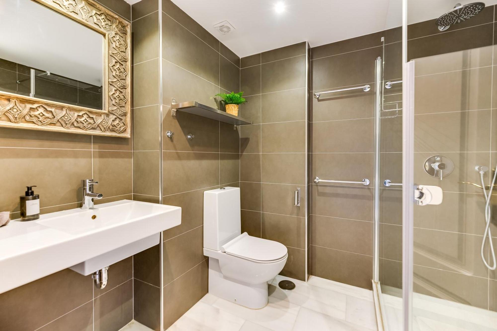 Appartement Elegant 2 Bdrm Penthouse With Bbq And Pools à Marbellac Extérieur photo